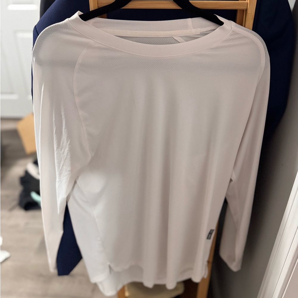 ASRV Men's White Long Sleeve Tee. Small